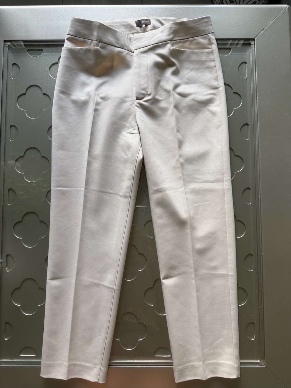 CROSBY Slim Fit Crop Pants Women’s size 8